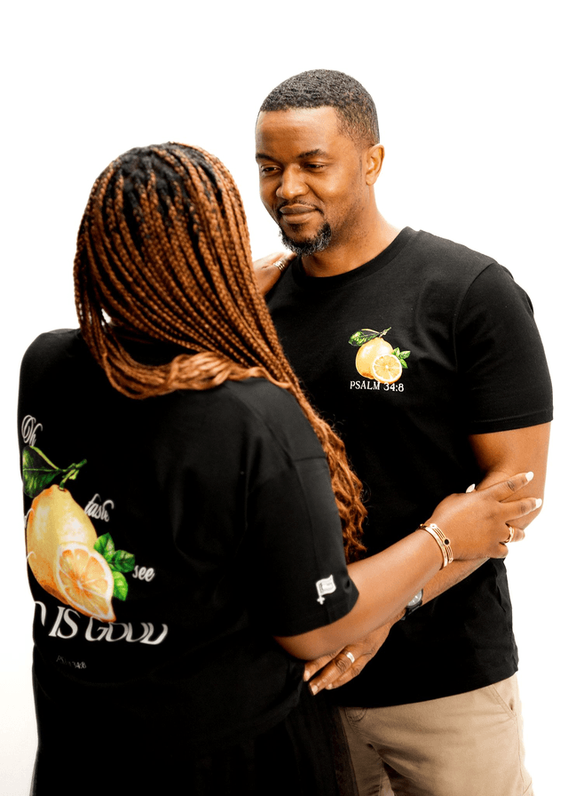 The Lemon Tee in Black - Psalm 34:8 [Boxy]