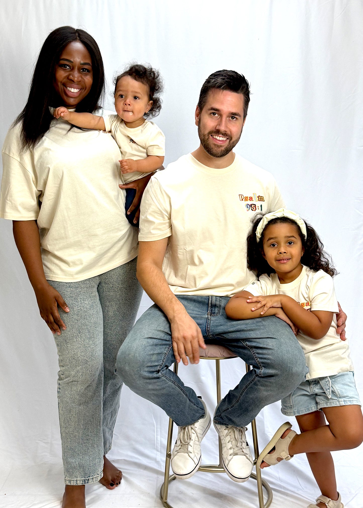The Jesus Rocks Tshirt - Psalm 95:1 [Oversized]